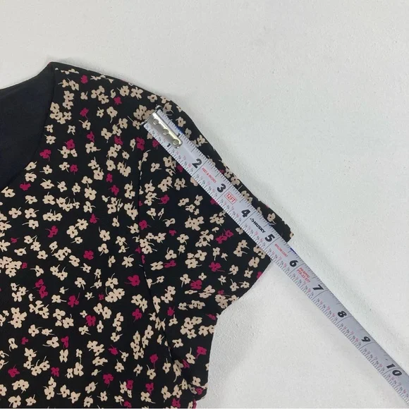 Jones New York Midi Dress Size 12 Women Black Floral Short Sleeve V Neck Pull On - Picture 10 of 16